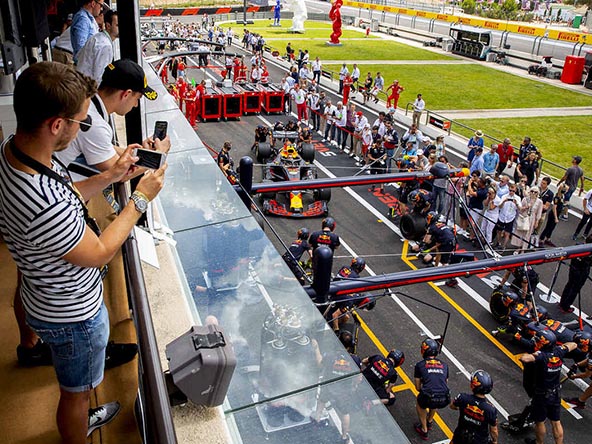 F1 Paddock Club